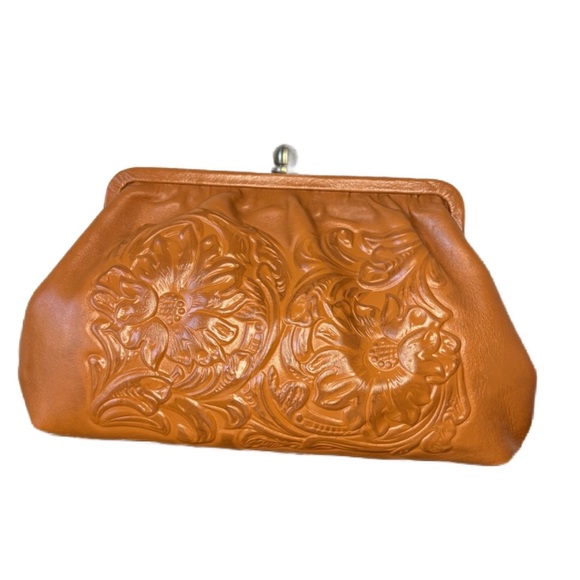 Patricia Nash Handbags - Patricia Nash Cognac Ealing Frame Leather Clutch/Crossbody-NEW